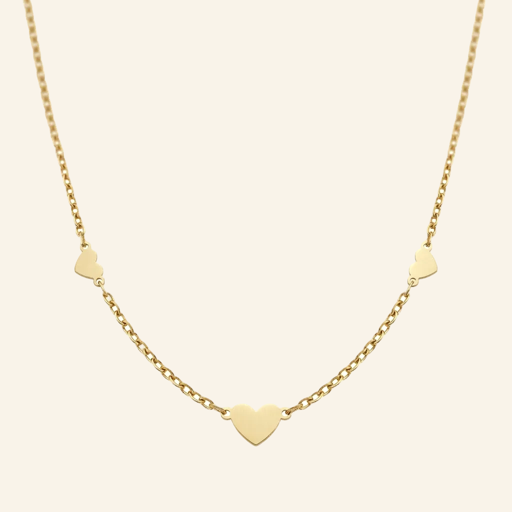 Magic Heart Halskette in Gold mit drei kleinen Herzen