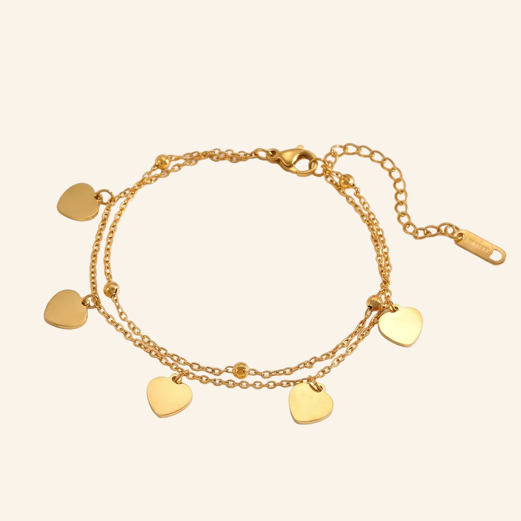 Multi Heart Armband in Gold mit fünf Herzanhängern